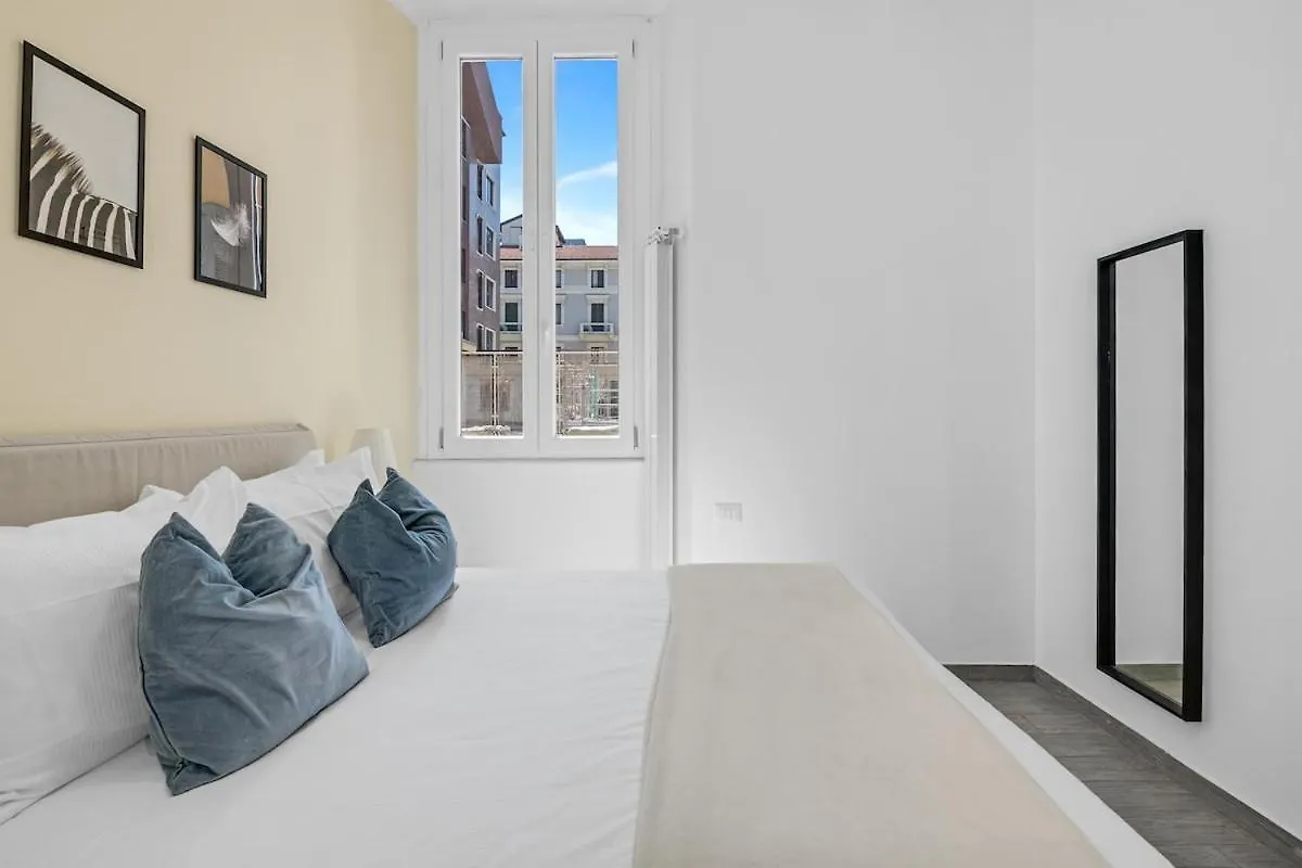 Vista Corso Buenos Aires 2 Bedroom Penthouse By Keyhost Mediolan 0*,